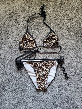 Leopard Print Triangle Bikini Set - Black Trim Size Medium